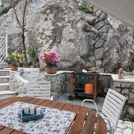 Graziella Apartment